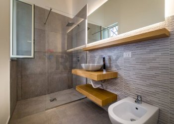 Bagno - Monolocale Via Vincenzo Littara
12, Palermo - foto 3