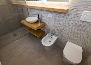 Bagno - Monolocale Via Vincenzo Littara
12, Palermo - foto 17