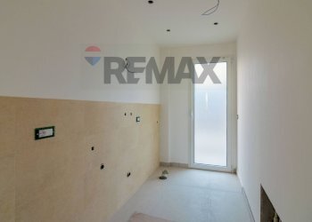 Stanza vuota - Three-room apartment Vico Olivella
 
SNC, Camporotondo Etneo - photo 4