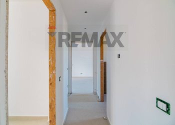 Hall / corridoio - Three-room apartment Vico Olivella
 
SNC, Camporotondo Etneo - photo 11
