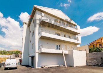 Edificio all\'aperto - Three-room apartment Vico Olivella
 
SNC, Camporotondo Etneo - photo 16