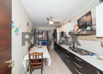 Cucina - Casa indipendente Via Mariani
 
64, Catania - foto 10