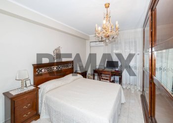 Camera / camera da letto - Casa indipendente Via Mariani
 
64, Catania - foto 12