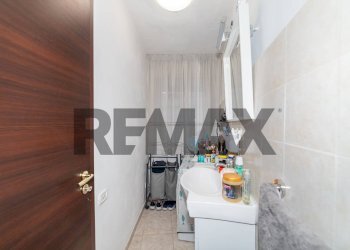 Bagno - Casa indipendente Via Mariani
 
64, Catania - foto 16