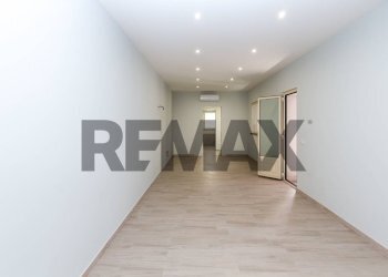 Hall / corridoio - Casa indipendente Via Nazario Sauro
 
10, San Giovanni la Punta - foto 2