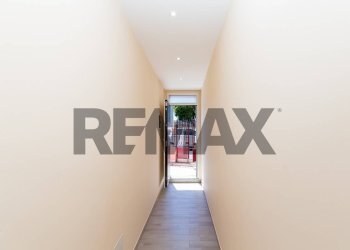 Hall / corridoio - Casa indipendente Via Nazario Sauro
 
10, San Giovanni la Punta - foto 14