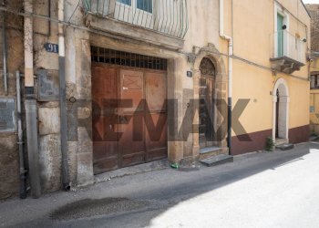 Edificio all\'aperto - Independent house Via madonna della stella
 
91, Caltagirone - photo 30