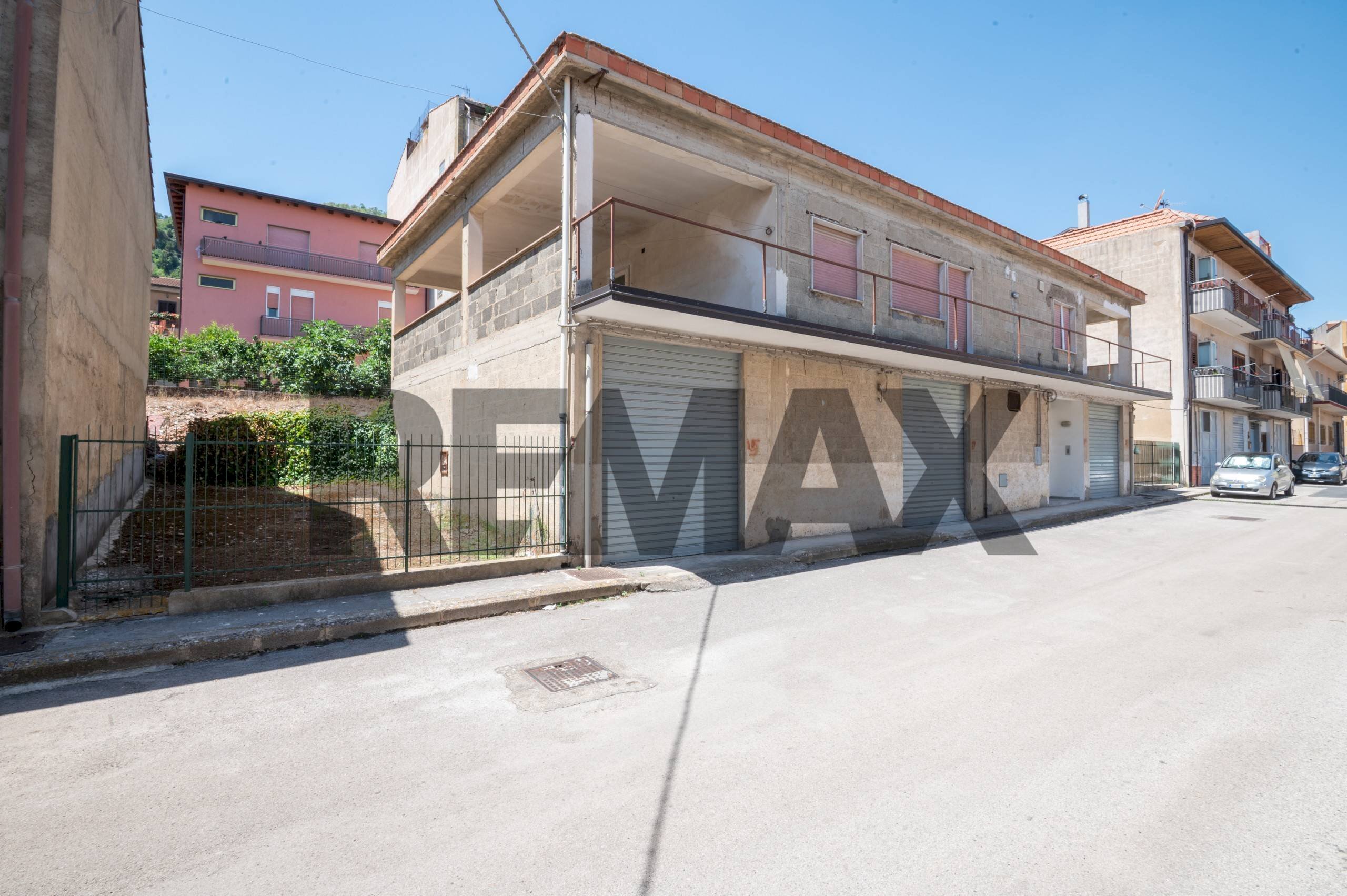 Casa all\'aperto - Casa indipendente Via alcide de gasperi
 
9, San Michele di Ganzaria - foto 1