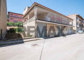 Casa all\'aperto - Casa indipendente Via alcide de gasperi
 
9, San Michele di Ganzaria - foto 1