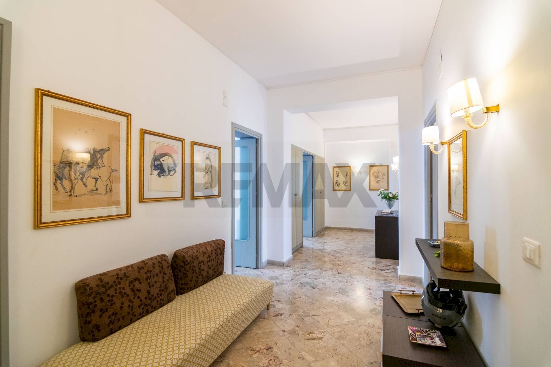 Soggiorno - Appartamento Via Gabriele D'annunzio
220, Catania - foto 2
