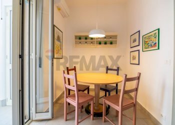 Sala da pranzo - Appartamento Via Gabriele D'annunzio
 
220, Catania - foto 28