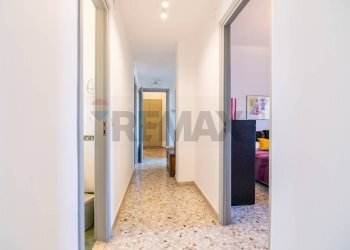 Hall / corridoio - Appartamento Via Gabriele D'annunzio
 
220, Catania - foto 42