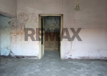 Stanza vuota - Bilocale via gaetano bertolino
 
34, San Michele di Ganzaria - foto 9