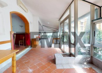 Hall / corridoio - Commercial Premises Via Degli Ontani
54, Viareggio - photo 1