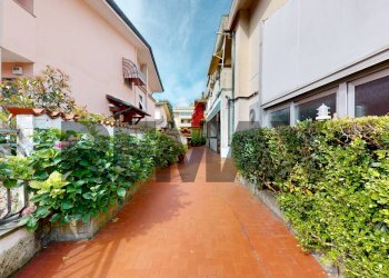 Terrazza - Commercial Premises Via Degli Ontani
54, Viareggio - photo 12
