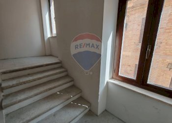 Scale - Independent house VIA MARGHERITA
 
51, Castignano - photo 29