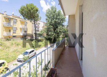 Balcone - Four-room apartment VIA RAGAZZI DEL 99
 
3, Recanati - photo 1