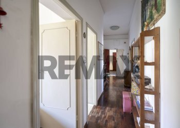 Hall / corridoio - Four-room apartment VIA RAGAZZI DEL 99
 
3, Recanati - photo 20