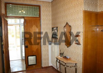 Hall / corridoio - Villa VOCABOLO COLLE
 
12, Nocera Umbra - foto 11