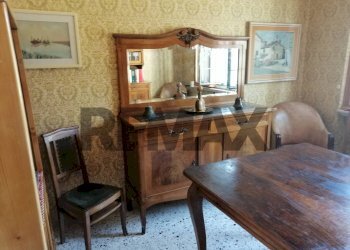 Sala da pranzo - Villa VOCABOLO COLLE
 
12, Nocera Umbra - foto 21