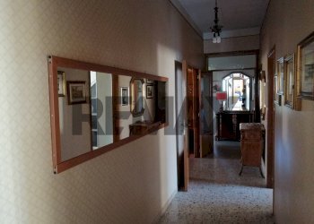 Hall / corridoio - Villa VOCABOLO COLLE
 
12, Nocera Umbra - foto 24