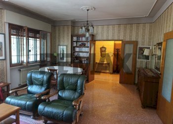 Soggiorno - Villa VOCABOLO COLLE
 
12, Nocera Umbra - foto 62