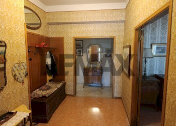 Hall / corridoio - Villa VOCABOLO COLLE
 
12, Nocera Umbra - foto 63