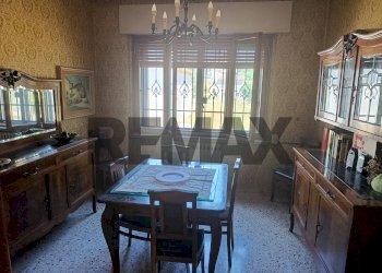 Sala da pranzo - Villa VOCABOLO COLLE
 
12, Nocera Umbra - foto 73