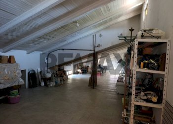 Parcheggio - Villa VOCABOLO COLLE
 
12, Nocera Umbra - foto 76