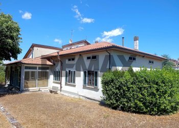 Casa all\'aperto - Villa VOCABOLO COLLE
 
12, Nocera Umbra - foto 80