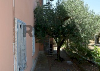 Edificio all\'aperto - Casa semi indipendente Via Gorga
 
29, Nettuno - foto 47