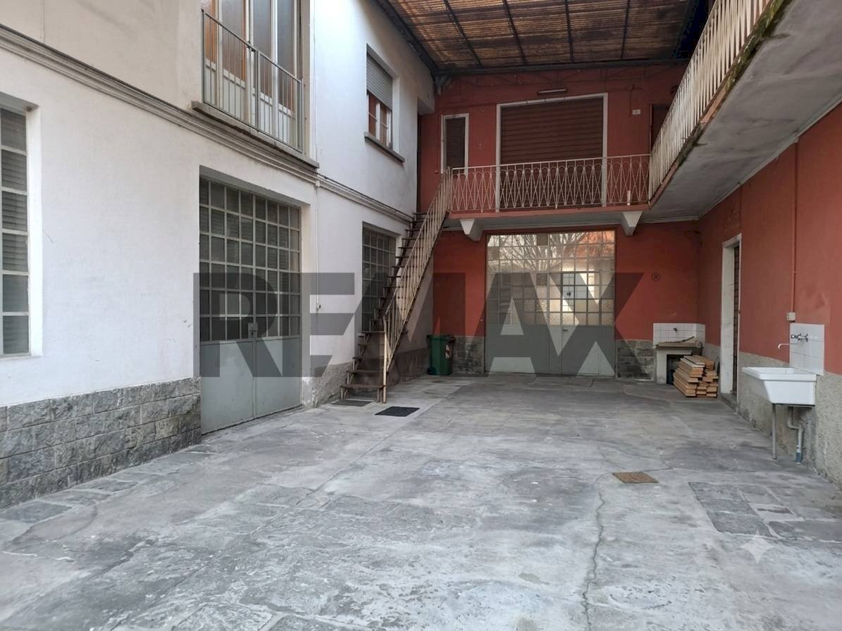 Edificio all\'aperto - Casa indipendente rimembranze
3, Renate - foto 2