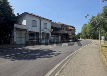 Edificio all\'aperto - Casa indipendente rimembranze
3, Renate - foto 16