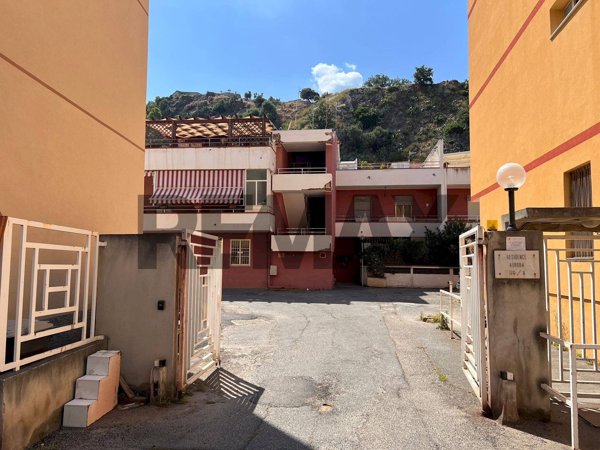 Casa all\'aperto - Apartment via nazionale santa margherita
 
176, Messina - photo 1