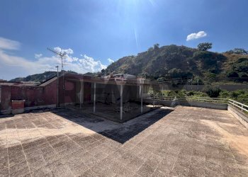 Vista delle montagne - Apartment via nazionale santa margherita
 
176, Messina - photo 18