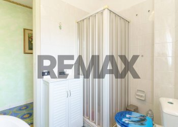 Bagno - Apartment via Delle Lacrime
 
64, San Giovanni la Punta - photo 17