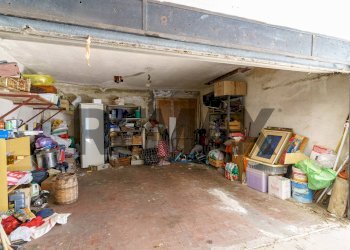 Dispensa di stoccaggio - Apartment via Delle Lacrime
 
64, San Giovanni la Punta - photo 64