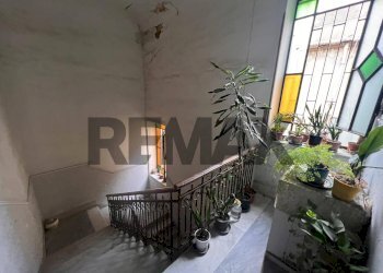 Scale - Apartment via manzoni
 
10, Messina - photo 4