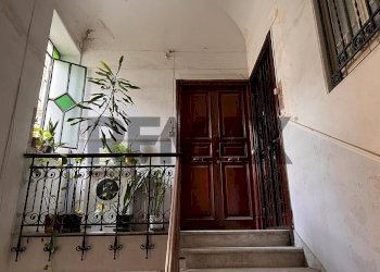 Scale - Apartment via manzoni
 
10, Messina - photo 5