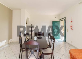 Sala da pranzo - Semi-detached house via Dell'Anice contrada Vaccarizzo
 
snc, Catania - photo 6