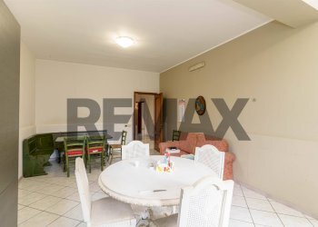 Sala da pranzo - Semi-detached house via Dell'Anice contrada Vaccarizzo
 
snc, Catania - photo 13