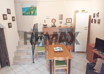 Sala da pranzo - Semi-detached house carlo alberto della chiesa
 
103, Librizzi - photo 5