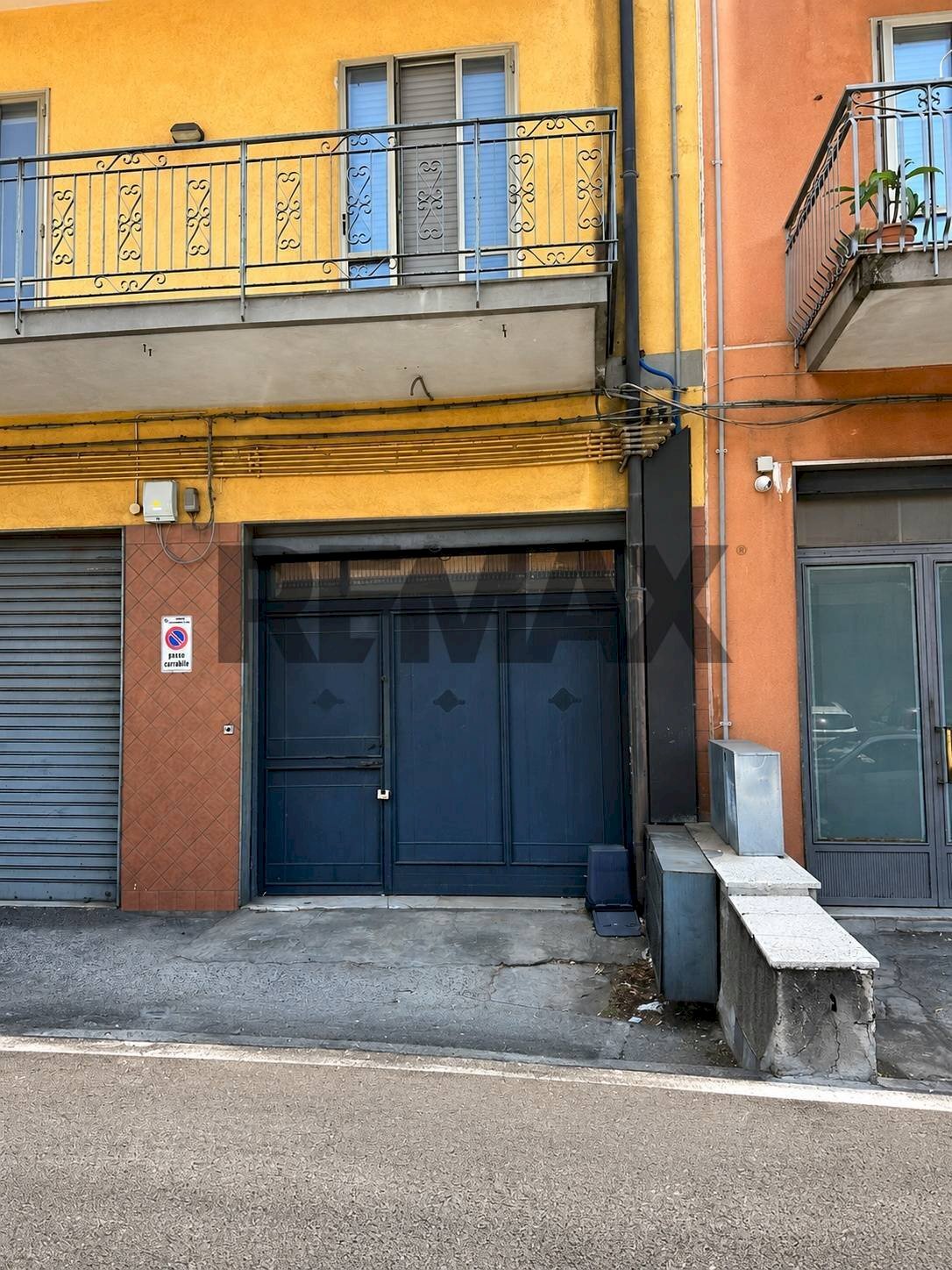 Edificio all\'aperto - Commercial Premises VIA DELLA REGIONE
 
96, San Giovanni la Punta - photo 1