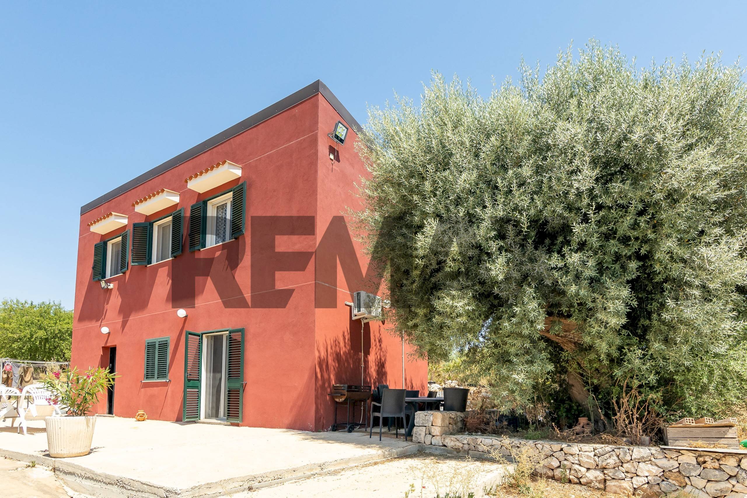 Casa all\'aperto - Casa indipendente Contrada Grottaperciata - Berrattazza
 
sn, Siracusa - foto 1