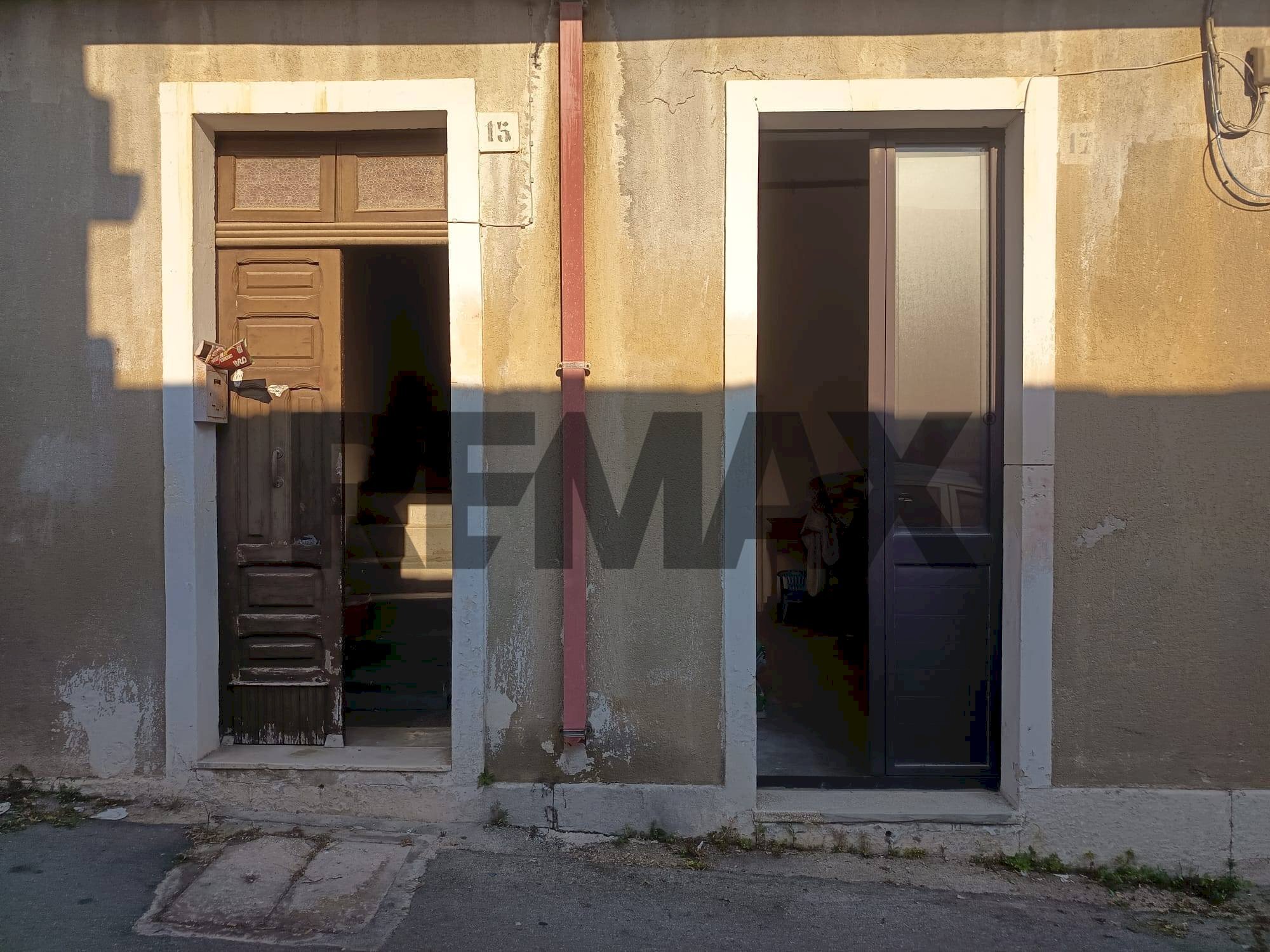 Edificio all\'aperto - Casa indipendente VIA UDINE
15, Noto - foto 3