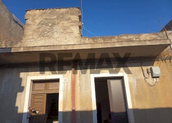 Edificio all\'aperto - Casa indipendente VIA UDINE
 
15, Noto - foto 1