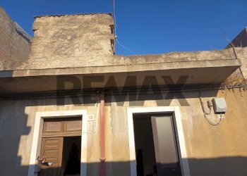 Edificio all\'aperto - Casa indipendente VIA UDINE
 
15, Noto - foto 2