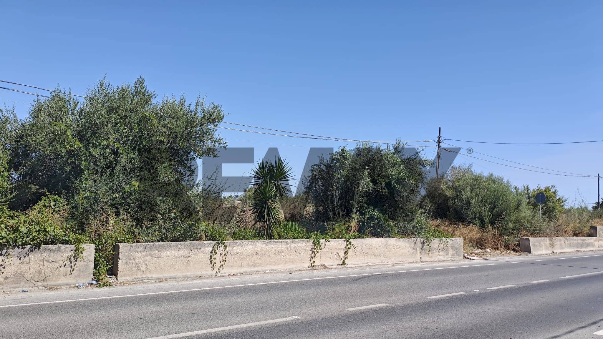 Edificio all\'aperto - Terreno agricolo viale Sebastiano Fortuna
 
sn, Pachino - foto 1