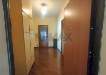 Hall / corridoio - Four-room apartment Via Caduti di Via Fani
 
10, L'Aquila - photo 2