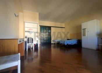 Soggiorno - Four-room apartment Via Caduti di Via Fani
 
10, L'Aquila - photo 6